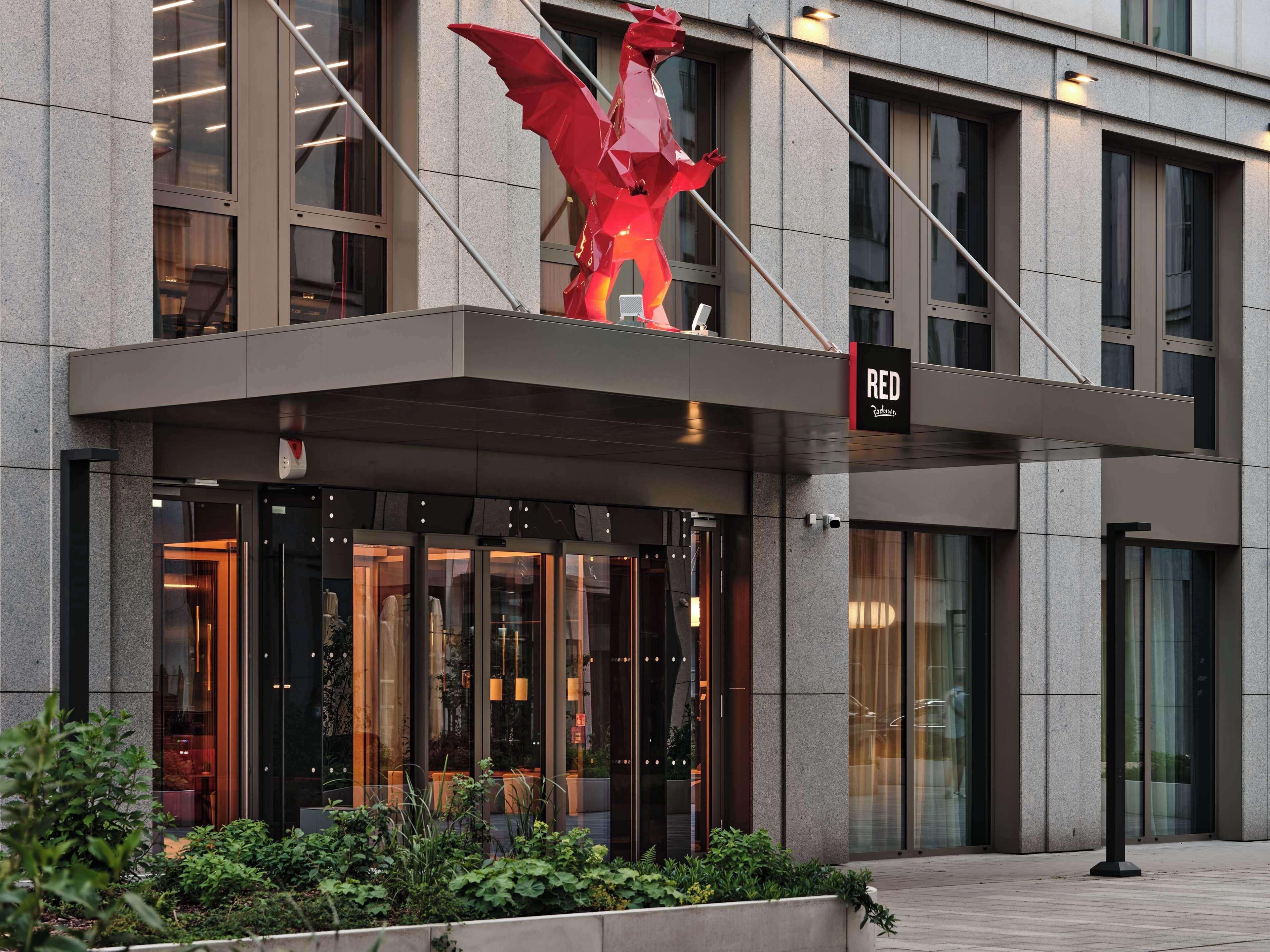 Radisson Red Hotel & Radisson Red Apartments, Krakow — Fotos 2